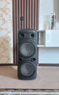 اسپیکر بزرگ ، اصلی