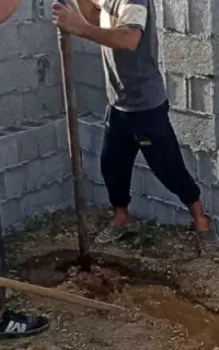 کارگر چاه نیمه عمیق