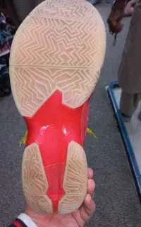 کفش اندر ارمور