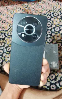 گوشی وکال وی 2