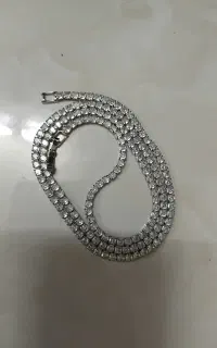 گردنبند شیک رنگ سابت