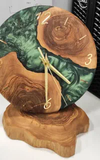 ساعت رومیزی لوکس رزین چوب