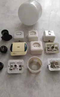 پریز وسایل برق