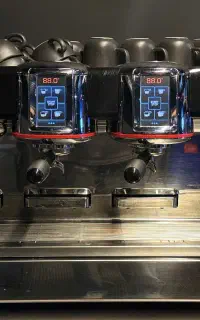 دستگاه اسپرسو صنعتی La Cimbali M100 gt