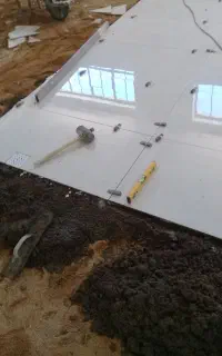 کاشی‌کاری وسرامیک سنگ کاری موزائیک پله