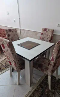 میز نهار خوری ۴ نفره