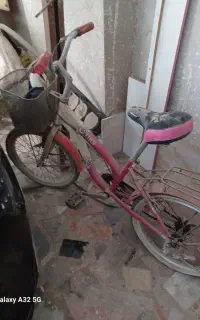 یک دستگاه دوچرخه بفروش میرسد