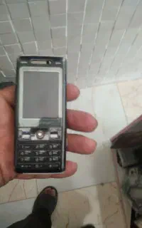 دوعدد گوشی اصلی k800و نوکیاn73