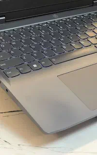 لنوو با گرافیک ۴ و رم ۱۶ و هارد ۵۱۲ SSD