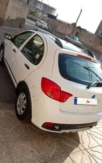 کوییک RS آر اس درحد صفر فول درحد صفر سفید مشکی1402