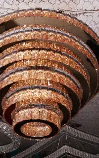 لوسترهای کریستالی مدرن اپلیکیشن دار