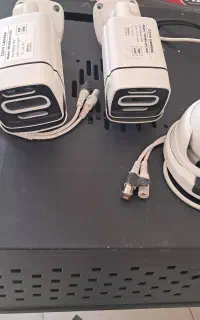 ۵ عدد دوربین مداربسته با حافظه ۱ ترابایت