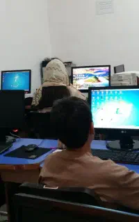 آموزش هوش مصنوعی ، کامپیوتر و حسابداری. شاهین دژ