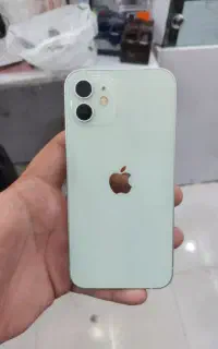 گوشی iphone 12 نرمال