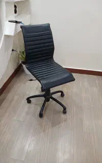 صندلی مدل Live