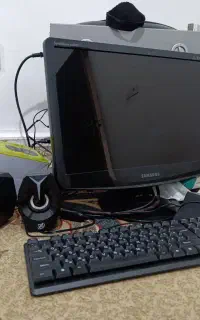 کامپیوتر کامل(با تمام وسایل)