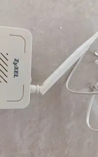 دوعدد مودم مشخصات در تصویر