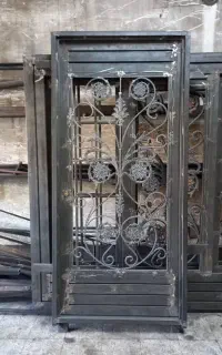 ساخت درب و پنجره آهنی در همه مدل