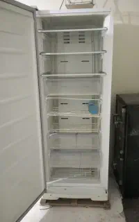 یخچال تمام فریزر دیجیتالی