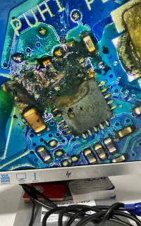 تعمیرات لپ تاپ فوری و حضوری عضو اتحادیه