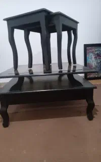 جلو مبلی بزرگ بادوتا عسلی کناره ومیز تی وی