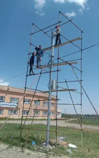مجری شبکه کامپیوتری و فیبر نوری و دوربین مداربسته