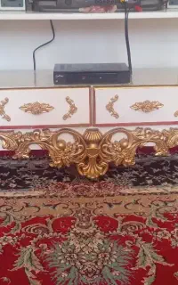 میز تلویزیون چوبی طلایی سالم4میلیون