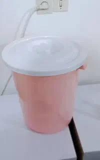 سطل در دار در حد نو