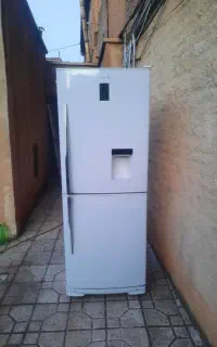 یخچال دو در کاملا سالم