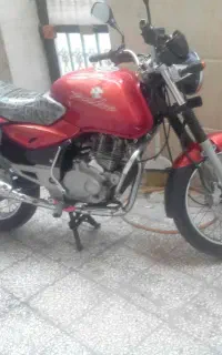 پالس ۱۸۰ پره