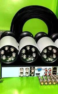 DVR 4 با پشتیبانی از 4 ورودی صدا/دوربین مداربسته