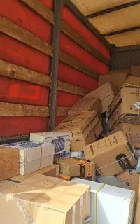 همکار راننده دفتر پستی