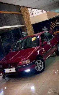 پژو 405 مدل 82