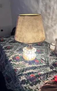 آباژور ( رومیزی )