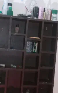 یک عدد دکور با استند نمیز و شیک سالم