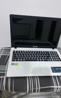لپ‌تاپ ایسوس A550C در حد آکبند (خانگی)