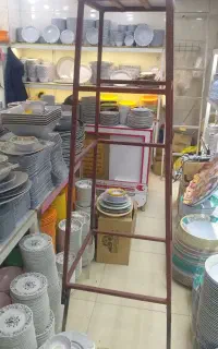 چهارپایه آهنی بلند