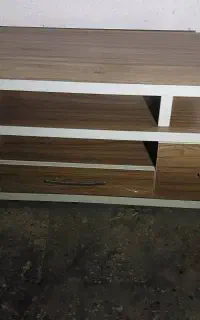 میزتلویزیون