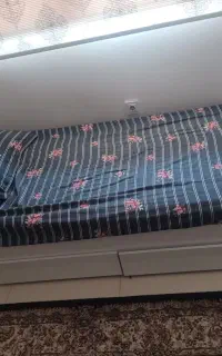 تخت یک نفره در حد نو