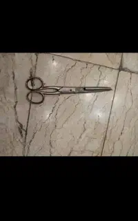 قیچی قدیمی قیمت ۵۰۰ فوری فروشی