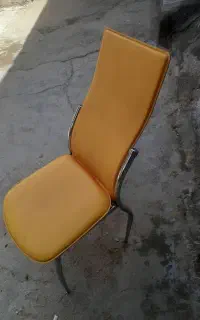 صندلی درحدمدل پشتی خم پایه استیل محکم