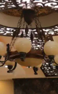 لوستر چوبی طرح رومی