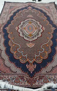 یک جفت فرش ریزه ماهی ۷۰۰شانه