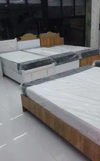 تخت و تشک