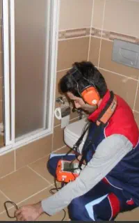 نشت یابی لوله کش فاضلاب آب نشتیاب ترکیدگی نم رطوبت