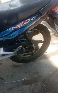 تی وی اس نئو۱۲۵