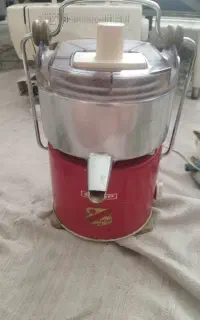 آبمیوه گیری شارپ