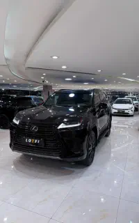 لکسوس LX600 رویال (گالری بزرگ لطفی)
