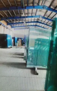 گالری شیشه بری درب کرکره و جک برقی وسکوریت