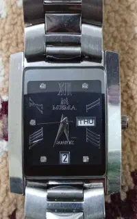ساعت اوما